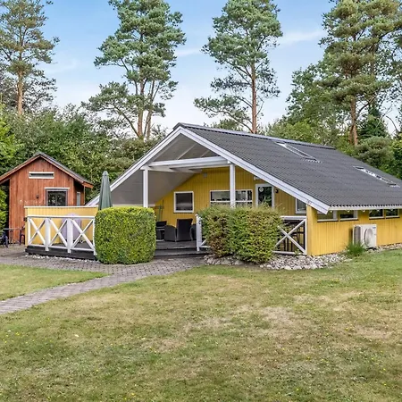 Hannelise - 30km From The Sea By Interhome
